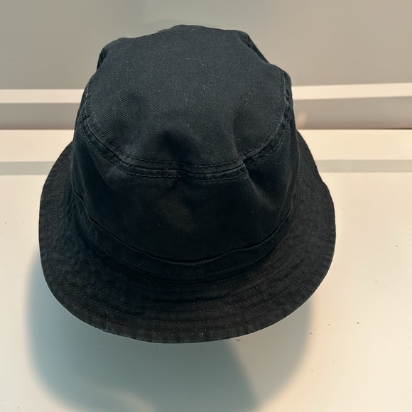 Adidas originals Navy Blue Bucket Hat with white adidas logo on the front. OS - Picture 3 of 5